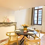 Mayfair Suites
